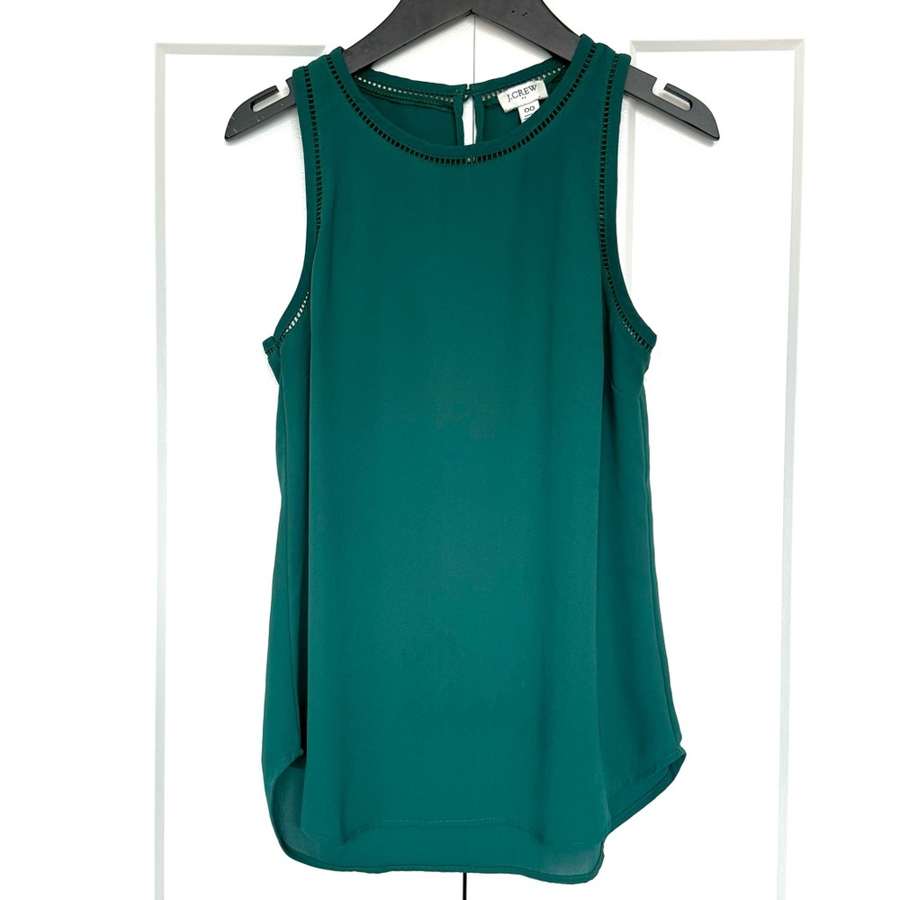 J.Crew Factory Green Sleeveless top with ladder trim Size 00 Used but good